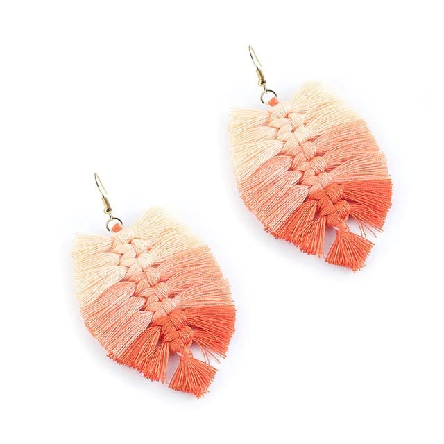 Boucle d&#39;oreille feuille macramé orange