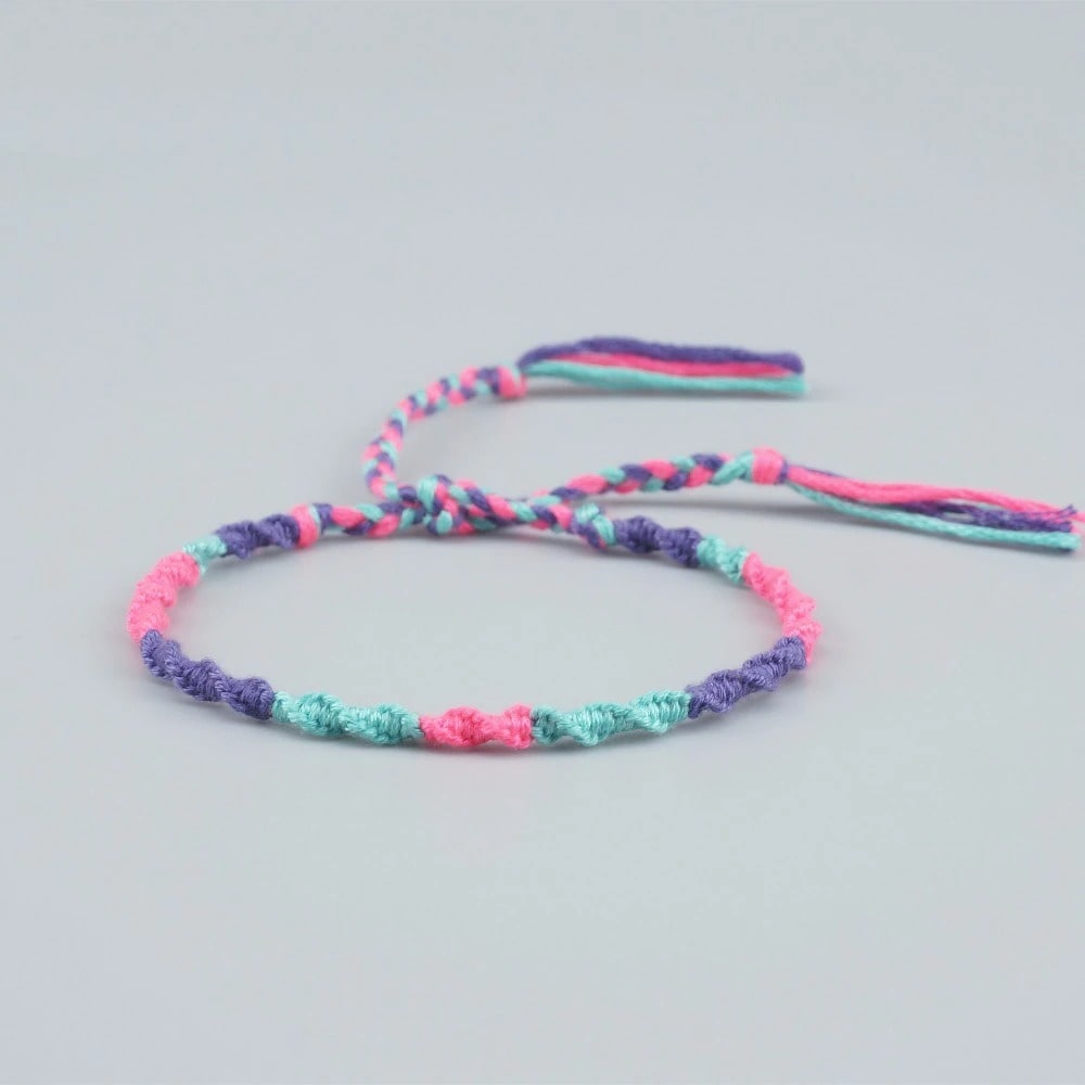 Bracelet macramé torsadé beige