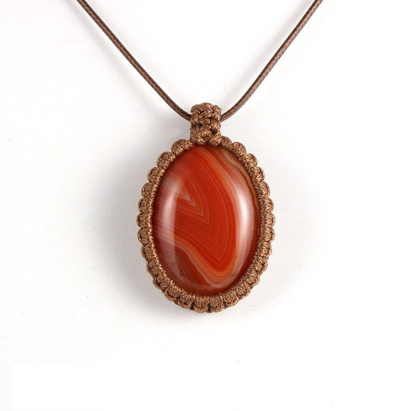 Collier macramé pierre rouge