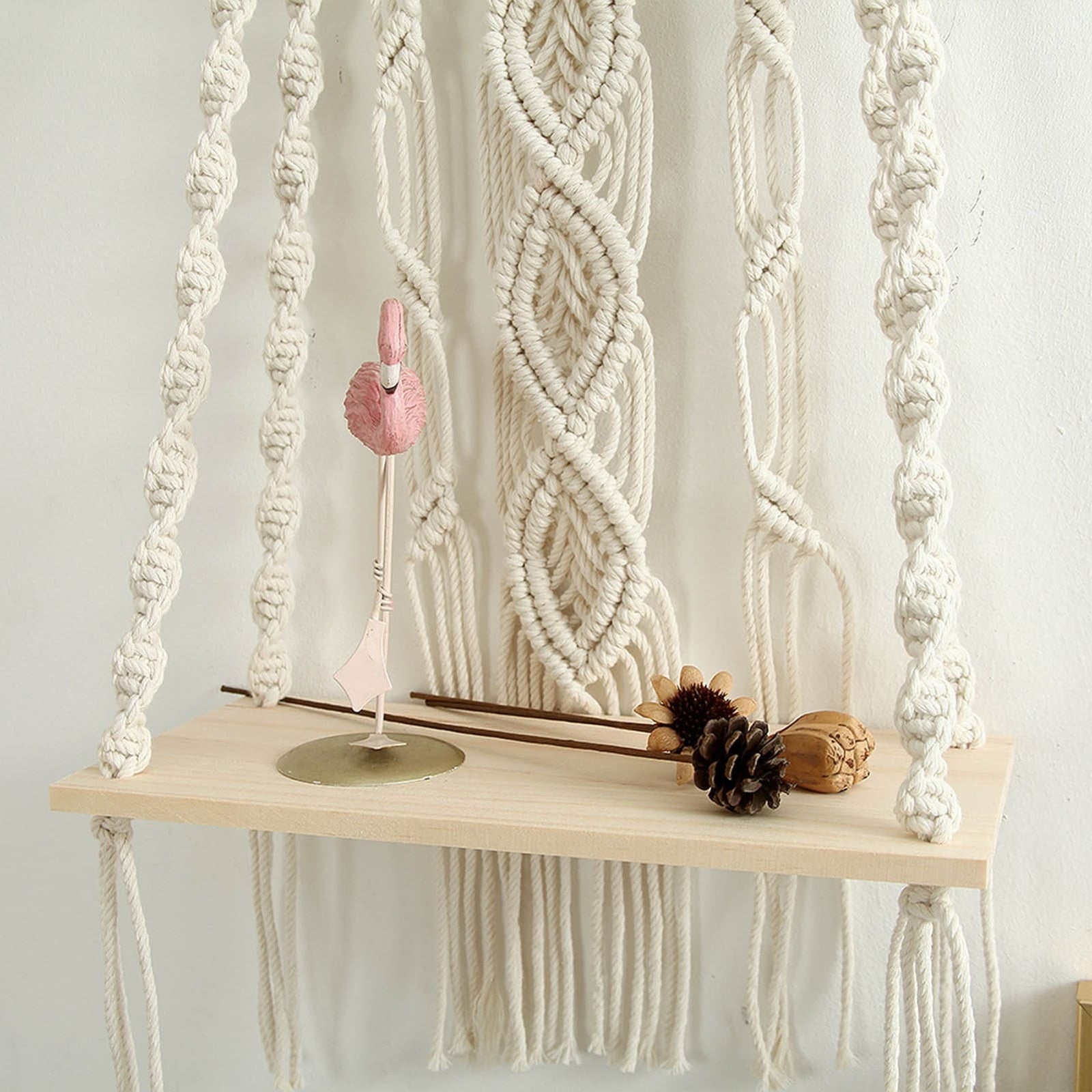 Etagere avec macramé
