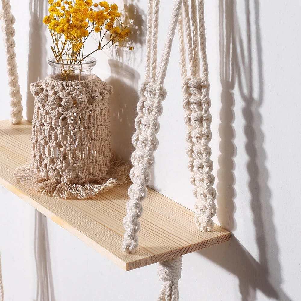 Tenture Murale Étagère en Macramé Boho en Corde de Coton Tissée - Main Tenture Murale Étagère en Macramé Boho en Corde de Coton Tissée - Main