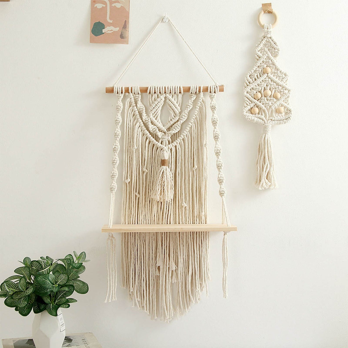 Etagere macramé pompon
