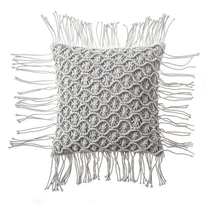Housse coussin macramé gris