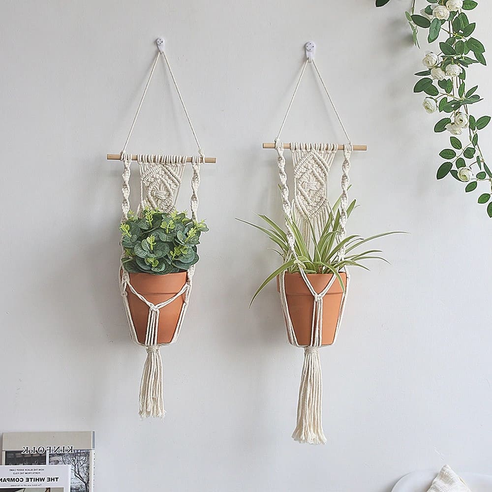 Memkey – Lot de 2 paniers suspendus en macramé – Corde de coton naturel – Dimensions 20x20x15cm – Décoration intérieure et extérieure Memkey – Lot de 2 paniers suspendus en macramé – Corde de coton naturel – Dimensions 20x20x15cm – Décoration intérieure et extérieure