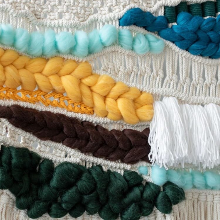 Macramé mural en laine