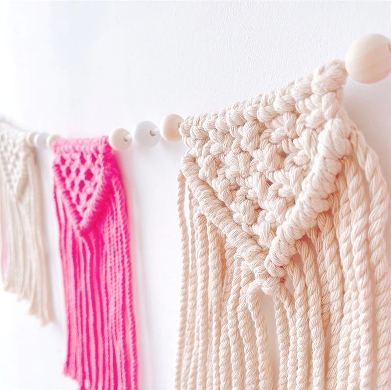 Macramé guirlande rose