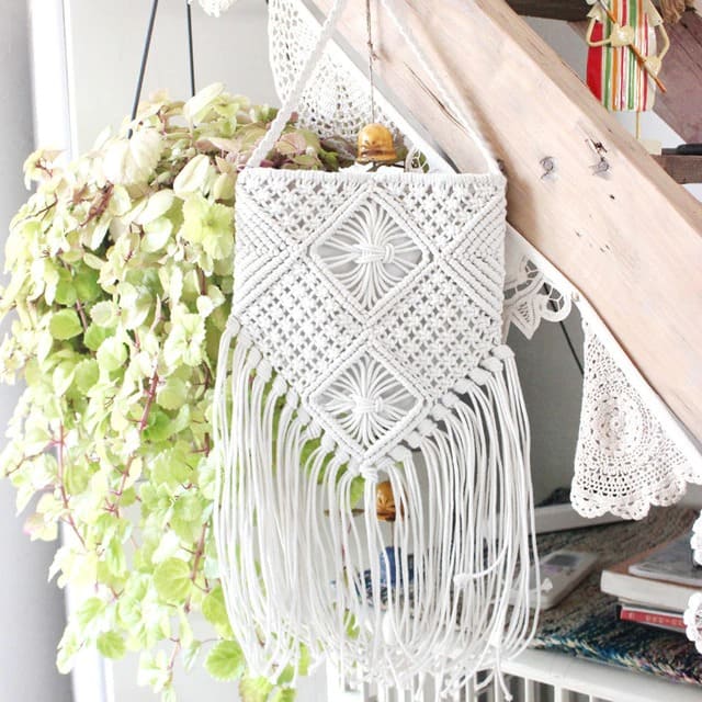 Sac macramé blanc à frange