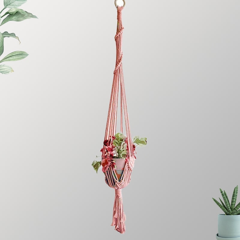 Suspension couleur plante macramé rose