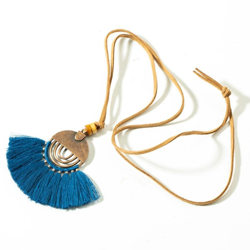 Collier macramé bohème bleu
