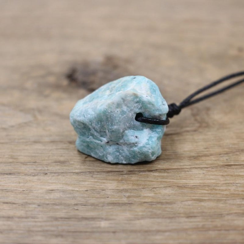 Collier micro macramé pierre naturelle