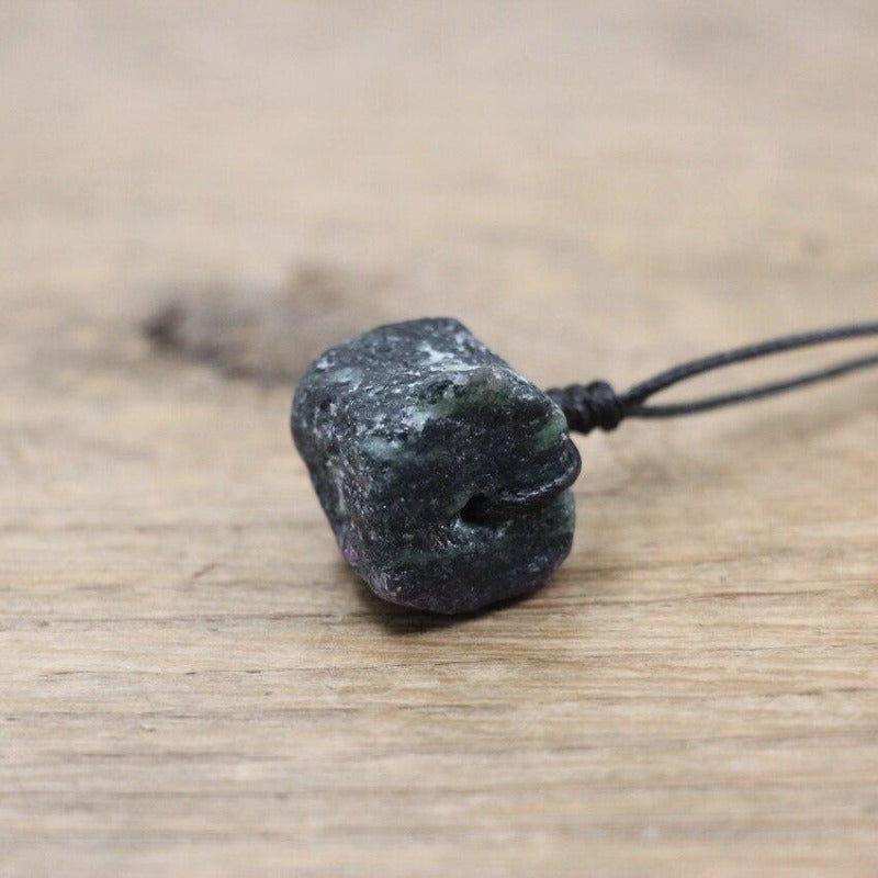 Collier micro macramé pierre naturelle