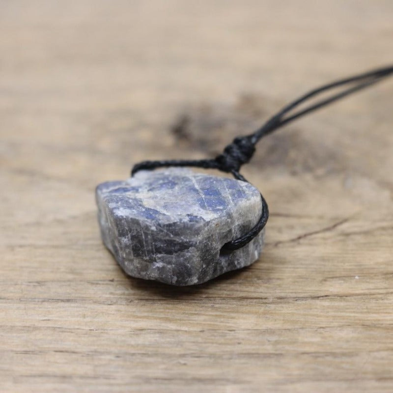 Collier micro macramé pierre naturelle